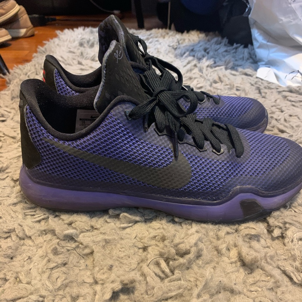 Kobe 10 Blackout